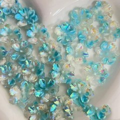 10Pcs DIY Handmade Luminous Resin Flower Shiny Accessories Ornament Craft Decor