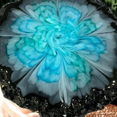 Lg 5 oz Volume Silicone Crystal Edged Tapered Coaster Mold