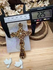 Golden cross Retro scrolls handmade silicone mold for crafts (small)
