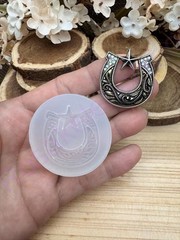 Horseshoe with star small shallow accessories handmade silicone mold for crafts
