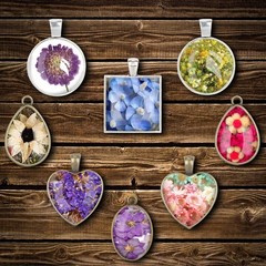 Resin Jewelry Molds Pendant Trays Making Kit with 30Pcs 5 styles Metal Pendan…