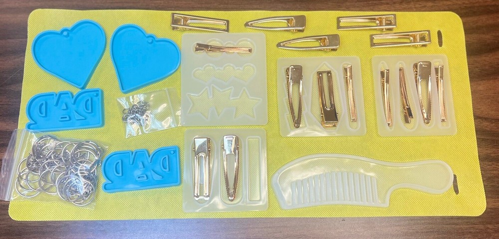 9 pcs Mold Set Resin Diy Hairpin, Comb, And Resin Keychain Molds W/ Key Chains..