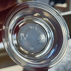 Versatile 1 Gallon Epoxy Resin – Water Resistant & Non-Toxic for DIY Projects