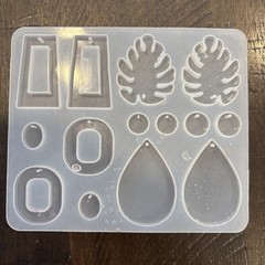 Resin Friends Molds Glitter , And More. Used 3 Times.