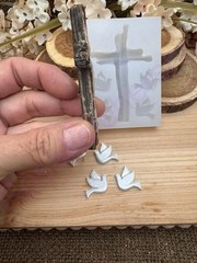 Wood design cross with pigeons handmade silicone mold for crafts