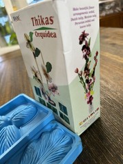 3D Flower Molds To Make Beautiful Floral Arrangements Out Of Foam Sheets
