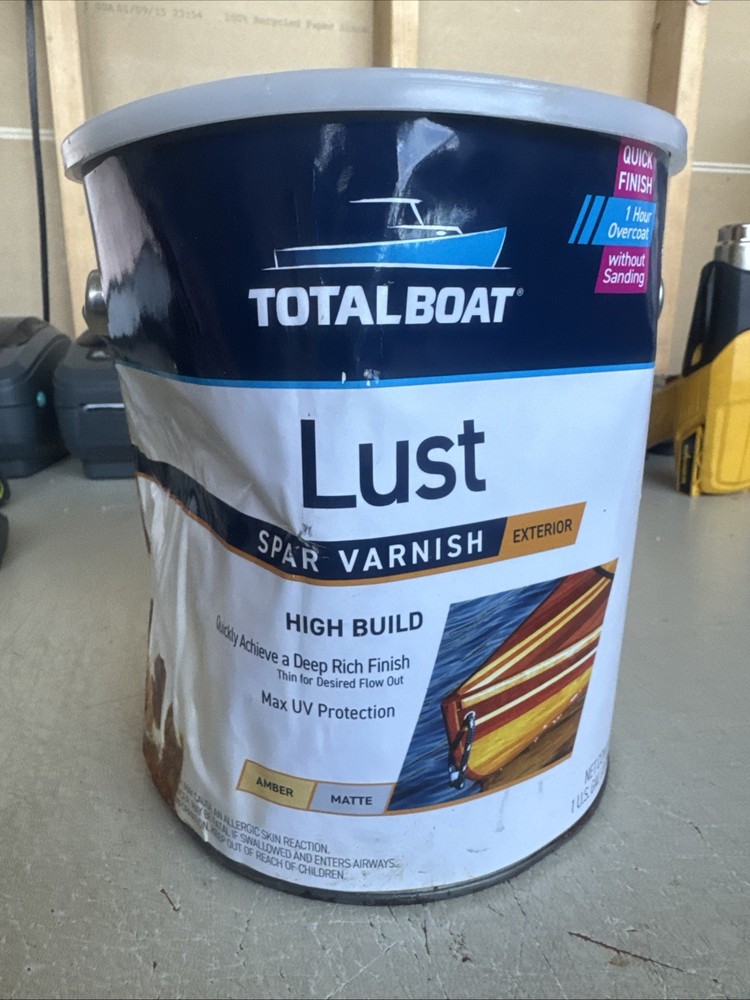 TotalBoat Lust Marine SPAR Varnish Exterior Amber Matte – 1 Gallon