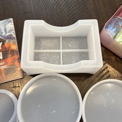 Resin Friends Molds Glitter , And More. Used 3 Times.
