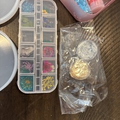 Resin Friends Molds Glitter , And More. Used 3 Times.