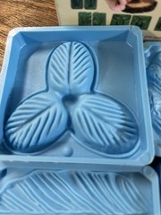 3D Flower Molds To Make Beautiful Floral Arrangements Out Of Foam Sheets