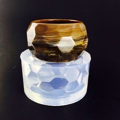 CLEAR SILICONE MOLD (MB117),FACETED BANGLE BRACELET SIZE MEDIUM