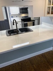 UltraClear Epoxy Resin | Table Top Epoxy | Bar Top Countertop Epoxy 1 Gallon Kit