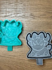 Cute Highland Cow Freshie Mold with Bow | 3D Printed Silicone Mold for Aroma Bea
