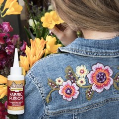 Aleene’s Fabric Fusion Glue, Permanent Adhesive, NoSew Fabric Glue for Clothes